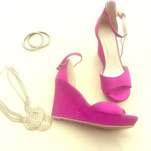 Rue 21 Magenta Wedges (BRAND NEW!!)